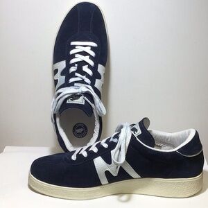 KARHU “Trampas” trainers